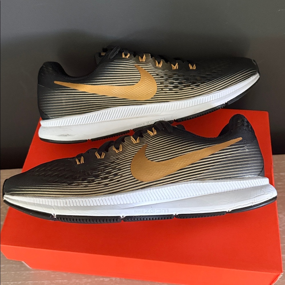 Nike Air Zoom Pegasus 34 Black Gold Sneakers Women - Size 8.5 - Picture 8 of 11